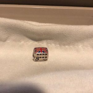 UK bus charm